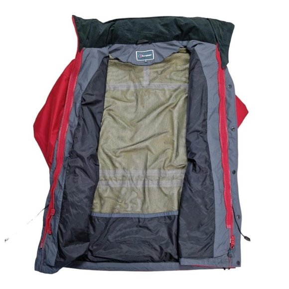 Men's Berghaus Gore-Tex Rain jacket In Red Size XL - Picture 3 of 4